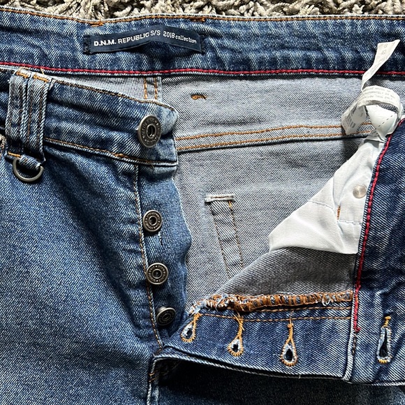 Denim Republic 2018 Collection Slim Jeans - Picture 3 of 5